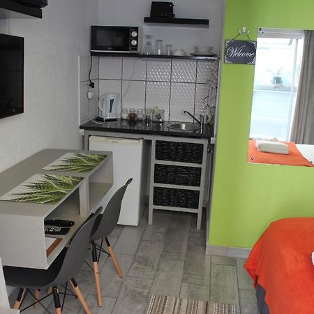 25 On Fitzpatrick Apartment Parow Exterior foto