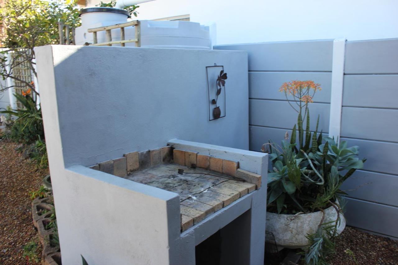 25 On Fitzpatrick Apartment Parow Exterior foto
