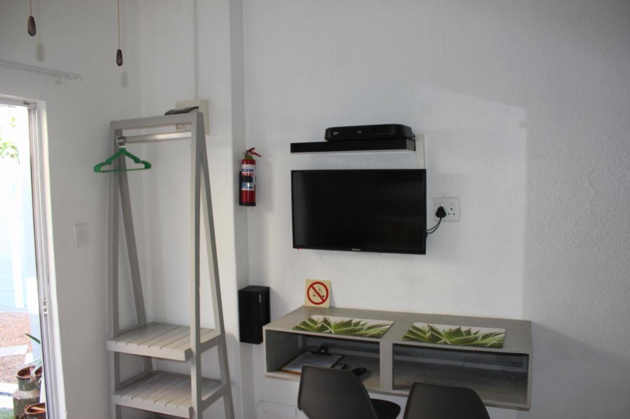 25 On Fitzpatrick Apartment Parow Exterior foto
