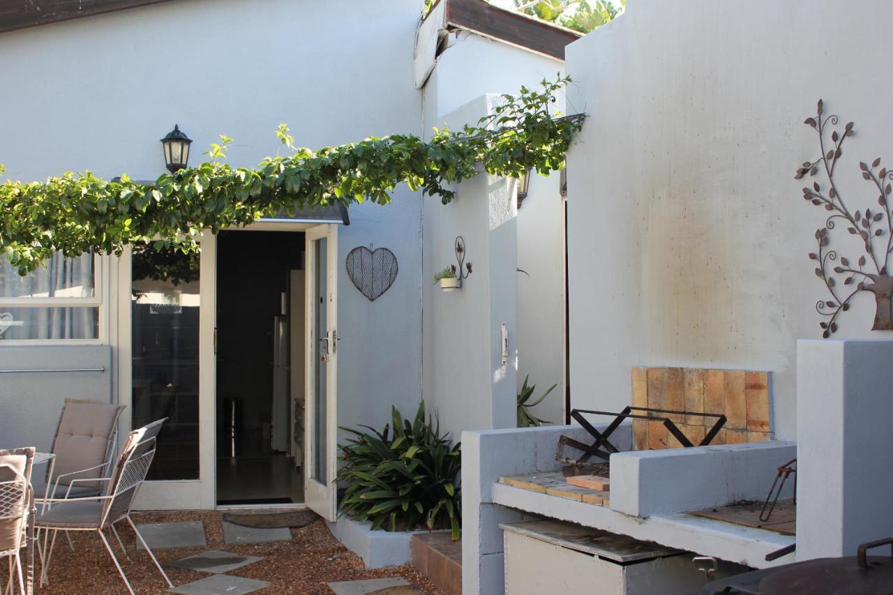 25 On Fitzpatrick Apartment Parow Exterior foto